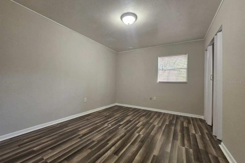 Casa en alquiler en Leesburg, Florida, 4 dormitorios, 183.76 m2 № 1900808 - foto 11