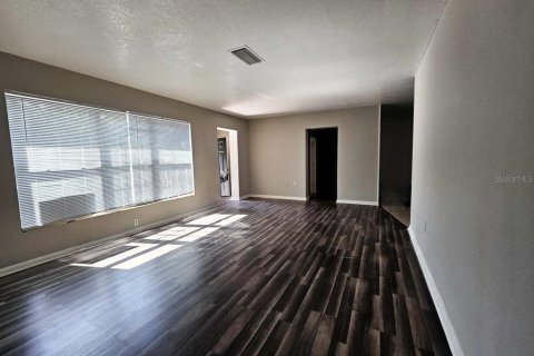 Casa en alquiler en Leesburg, Florida, 4 dormitorios, 183.76 m2 № 1900808 - foto 4