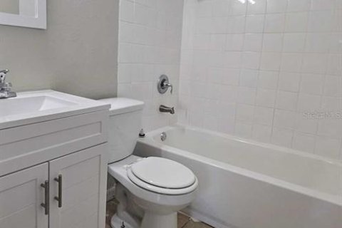 Casa en alquiler en Leesburg, Florida, 4 dormitorios, 183.76 m2 № 1900808 - foto 13