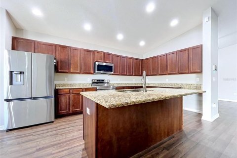Casa en venta en Spring Hill, Florida, 4 dormitorios, 194.26 m2 № 2158019 - foto 20
