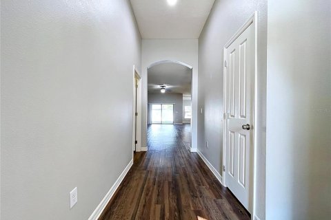 Casa en venta en Spring Hill, Florida, 4 dormitorios, 194.26 m2 № 2158019 - foto 6