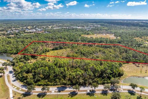 Commercial property in Englewood, Florida № 2226778 - photo 9