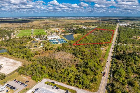 Commercial property in Englewood, Florida № 2226778 - photo 2