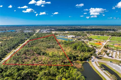 Commercial property in Englewood, Florida № 2226778