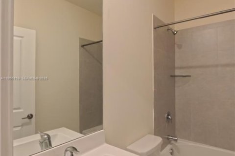 Купить таунхаус в Хайалиа, Флорида 3 спальни, 131.18м2, № 2009900 - фото 16