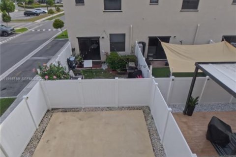 Купить таунхаус в Хайалиа, Флорида 3 спальни, 131.18м2, № 2009900 - фото 13