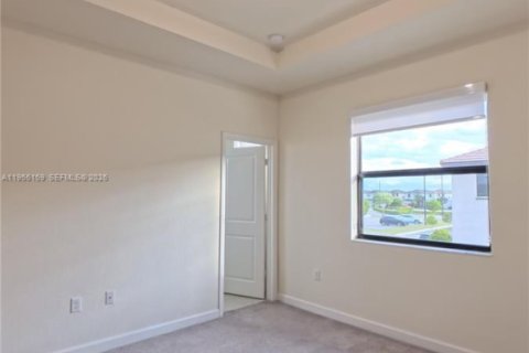 Купить таунхаус в Хайалиа, Флорида 3 спальни, 131.18м2, № 2009900 - фото 12