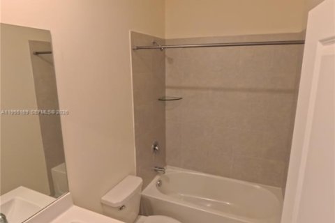 Купить таунхаус в Хайалиа, Флорида 3 спальни, 131.18м2, № 2009900 - фото 17