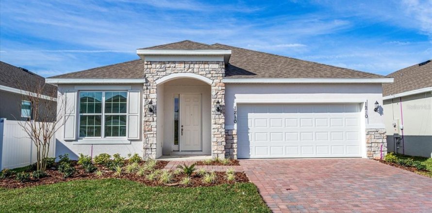 Casa en Lady Lake, Florida 4 dormitorios, 196.02 m2 № 1837705