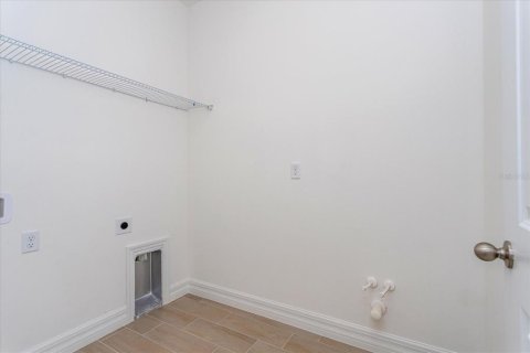 Casa en venta en Lady Lake, Florida, 4 dormitorios, 196.02 m2 № 1837705 - foto 11