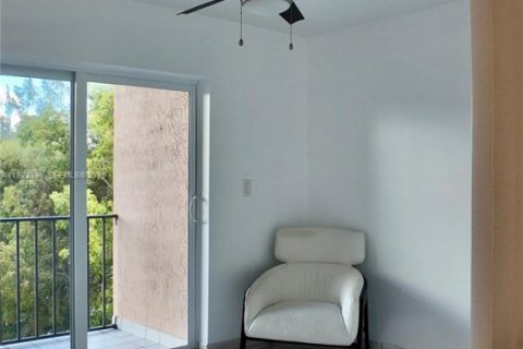 Copropriété à louer à Miami, Floride: 3 chambres, 96.15 m2 № 1976684 - photo 26
