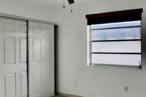 Copropriété à louer à Miami, Floride: 3 chambres, 96.15 m2 № 1976684 - photo 19