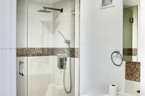 Copropriété à louer à Miami, Floride: 3 chambres, 96.15 m2 № 1976684 - photo 12