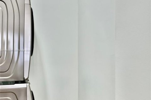 Copropriété à louer à Miami, Floride: 3 chambres, 96.15 m2 № 1976684 - photo 9