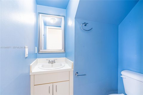 Adosado en venta en Plantation, Florida, 3 dormitorios, 151.62 m2 № 2004568 - foto 8