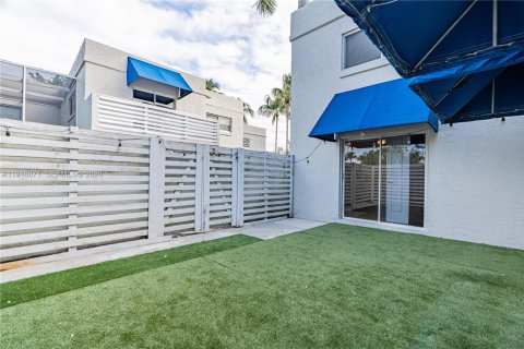 Adosado en venta en Plantation, Florida, 3 dormitorios, 151.62 m2 № 2004568 - foto 26