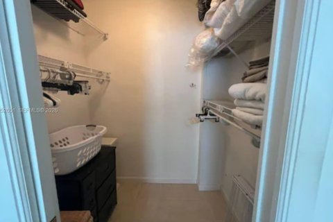 Copropriété à vendre à Lauderdale-by-the-Sea, Floride: 2 chambres, 92.9 m2 № 2010388 - photo 29