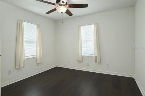 Casa en alquiler en Saint Petersburg, Florida, 3 dormitorios, 101.45 m2 № 1885159 - foto 8