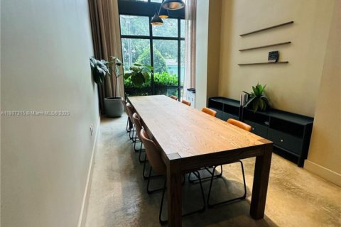 Apartamento en alquiler en Fort Lauderdale, Florida, 1 dormitorio, 118.45 m2 № 2012518 - foto 19