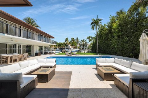 Casa en alquiler en Key Biscayne, Florida, 5 dormitorios, 496.19 m2 № 1958103 - foto 11