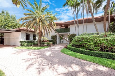 Casa en alquiler en Key Biscayne, Florida, 5 dormitorios, 496.19 m2 № 1958103 - foto 4