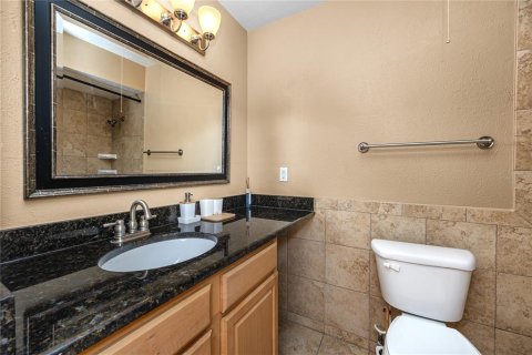 Townhouse in Saint Petersburg, Florida 2 bedrooms, 118.91 sq.m. № 2393412 - photo 29