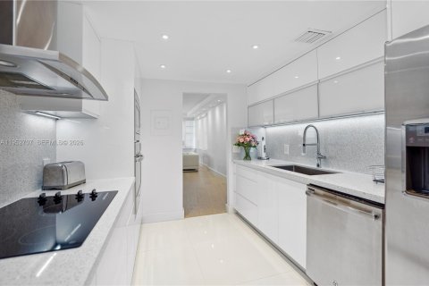 Купить кондоминиум в Майами-Бич, Флорида 1 спальня, 144.93м2, № 2054604 - фото 15