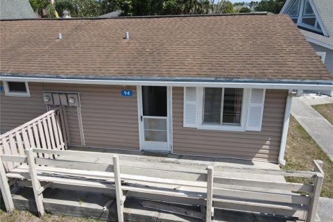 Dúplex en venta en Clermont, Florida, 2 dormitorios, 46.45 m2 № 1817403 - foto 1