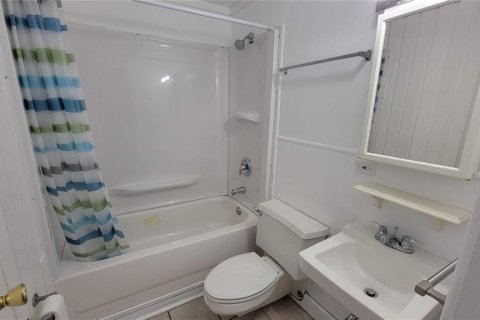Dúplex en venta en Clermont, Florida, 2 dormitorios, 46.45 m2 № 1817403 - foto 12