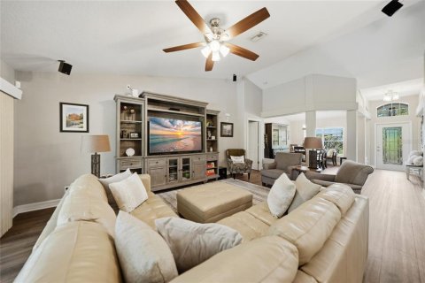 Villa ou maison à vendre à Port Charlotte, Floride: 5 chambres, 274.15 m2 № 2351857 - photo 7