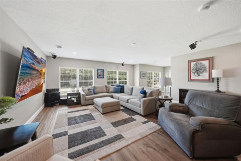 Villa ou maison à vendre à Port Charlotte, Floride: 5 chambres, 274.15 m2 № 2351857 - photo 4
