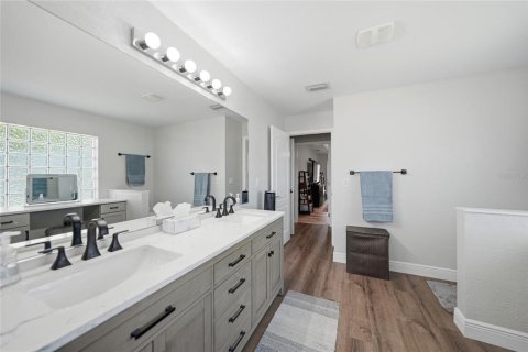 Villa ou maison à vendre à Port Charlotte, Floride: 5 chambres, 274.15 m2 № 2351857 - photo 24
