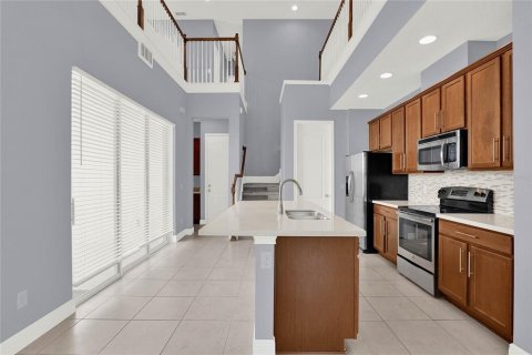 Touwnhouse à vendre à Orlando, Floride: 3 chambres, 177.07 m2 № 2387348 - photo 16