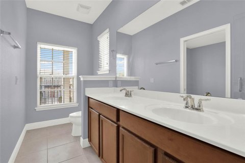 Touwnhouse à vendre à Orlando, Floride: 3 chambres, 177.07 m2 № 2387348 - photo 28