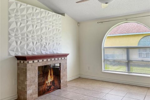 Casa en venta en Kissimmee, Florida, 3 dormitorios, 153.1 m2 № 1912138 - foto 6