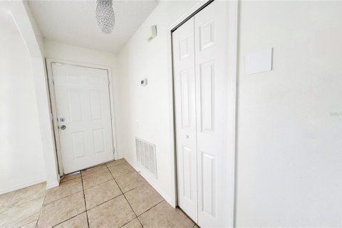 Casa en venta en Kissimmee, Florida, 3 dormitorios, 153.1 m2 № 1912138 - foto 3