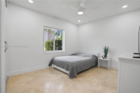 Casa en alquiler en Weston, Florida, 4 dormitorios, 294.87 m2 № 2056735 - foto 24