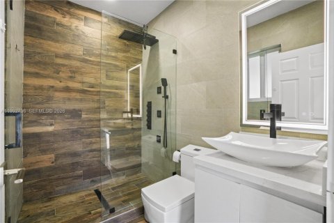 Casa en alquiler en Weston, Florida, 4 dormitorios, 294.87 m2 № 2056735 - foto 28