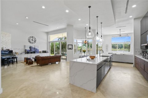 Casa en alquiler en Weston, Florida, 4 dormitorios, 294.87 m2 № 2056735 - foto 7