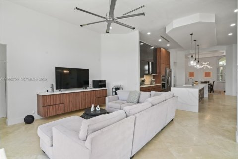 Casa en alquiler en Weston, Florida, 4 dormitorios, 294.87 m2 № 2056735 - foto 20
