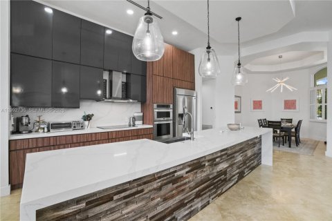 Casa en alquiler en Weston, Florida, 4 dormitorios, 294.87 m2 № 2056735 - foto 9