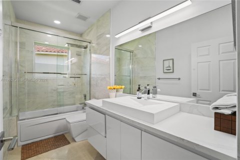 Casa en alquiler en Weston, Florida, 4 dormitorios, 294.87 m2 № 2056735 - foto 23