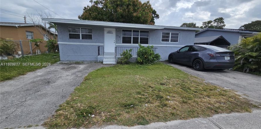 Дом в Форт-Лодердейл, Флорида 3 спальни, 99.03м2 № 2046277