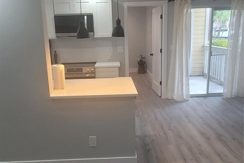 Townhouse in Orlando, Florida 2 bedrooms, 86.77 sq.m. № 2218096 - photo 7