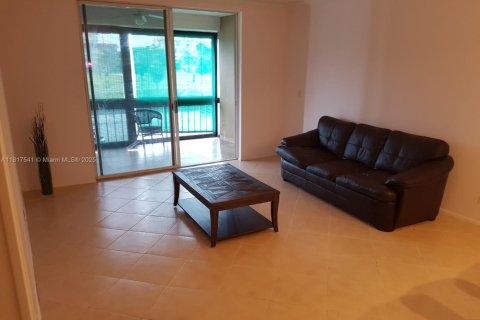 Condo in Lauderhill, Florida, 1 bedroom  № 1772671 - photo 7