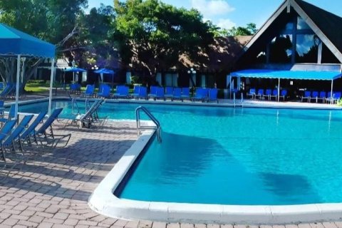Condo in Lauderhill, Florida, 1 bedroom  № 1772671 - photo 24