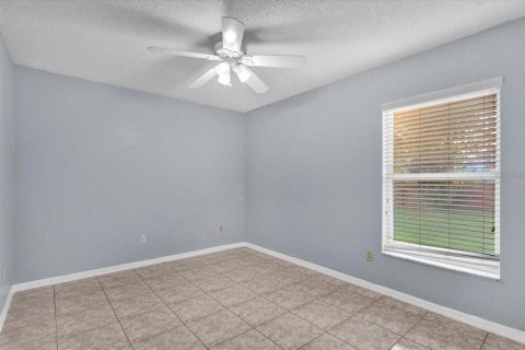 Villa ou maison à louer à Orlando, Floride: 4 chambres, 177.44 m2 № 2413547 - photo 12