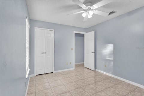 Villa ou maison à louer à Orlando, Floride: 4 chambres, 177.44 m2 № 2413547 - photo 15
