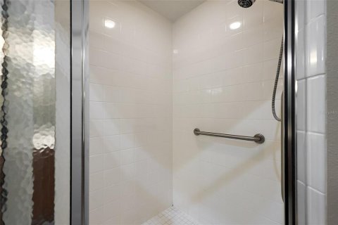 Casa en venta en Oxford, Florida, 3 dormitorios, 147.9 m2 № 1801323 - foto 21