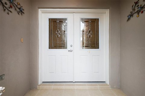 Casa en venta en Oxford, Florida, 3 dormitorios, 147.9 m2 № 1801323 - foto 2
